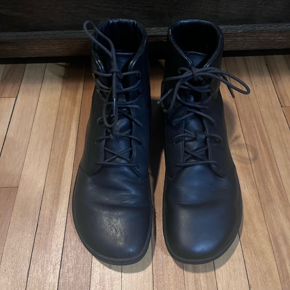 Vivo barefoot lace up boots size 12/43